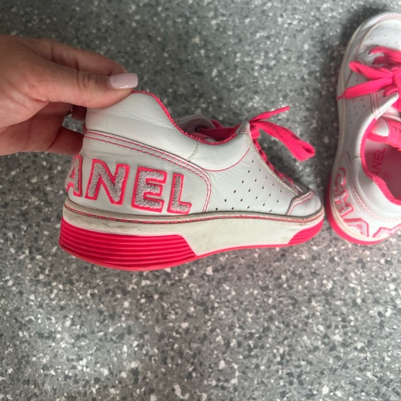 Interlocking CC Logo Calfskin Sneakers - Picture 3 of 8